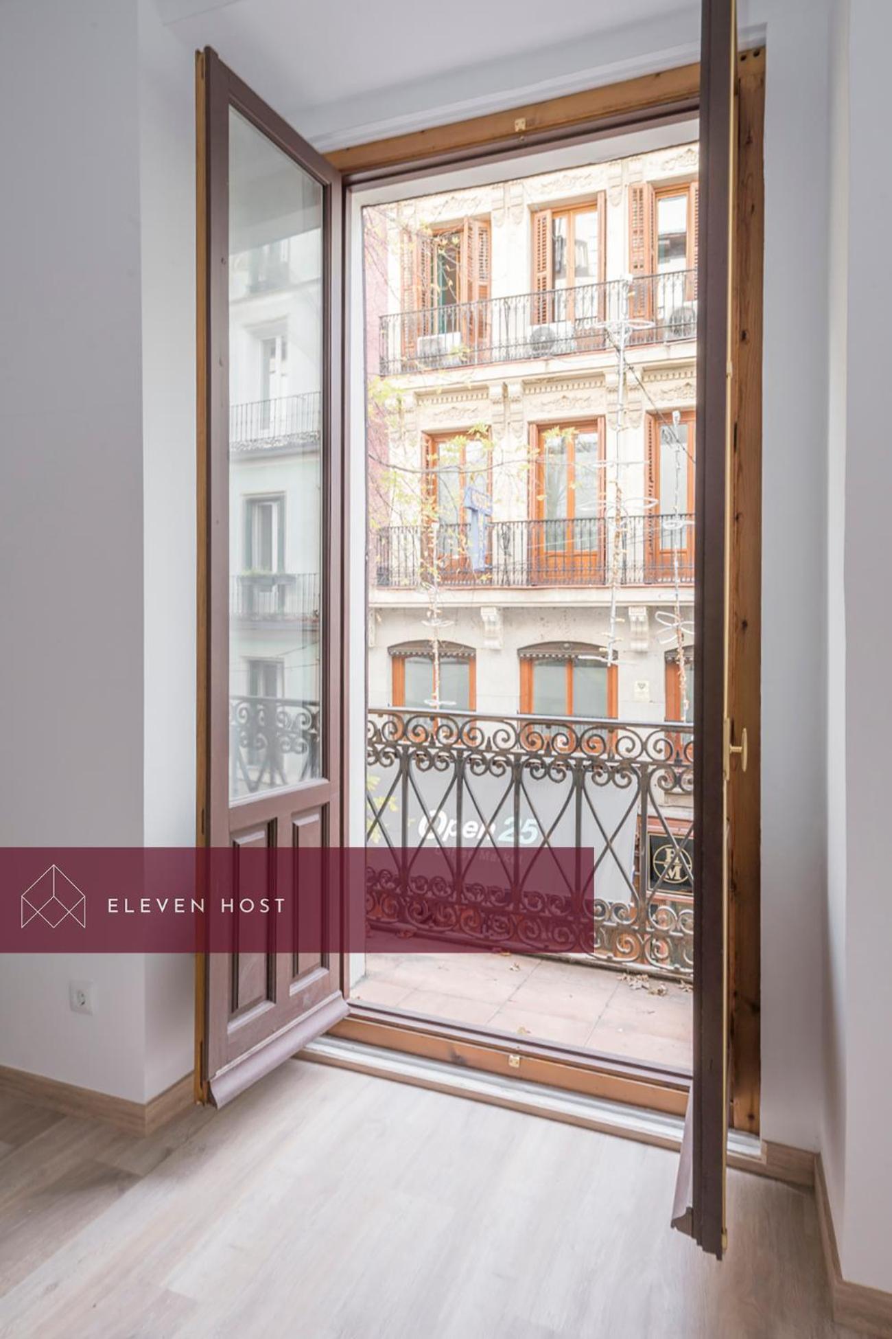 Exclusive Balcony Plaza Mayor Lejlighed Madrid Eksteriør billede